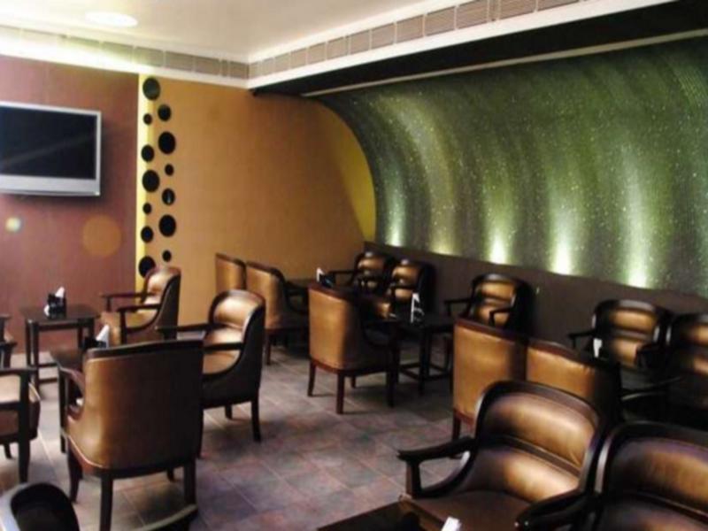 Vishwaratna Hotel Guwahati Zewnętrze zdjęcie