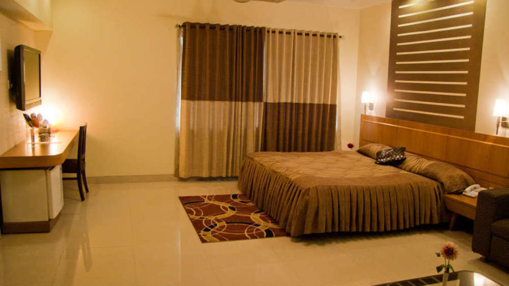 Vishwaratna Hotel Guwahati Zewnętrze zdjęcie